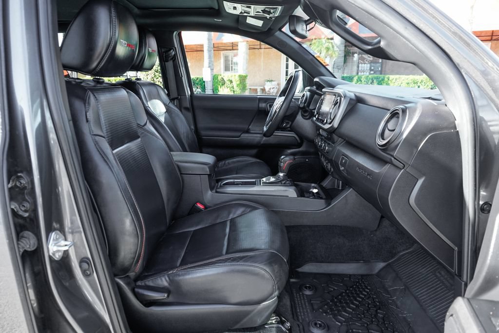Used 2021 Toyota Tacoma TRD Pro AWD/4WD image 40