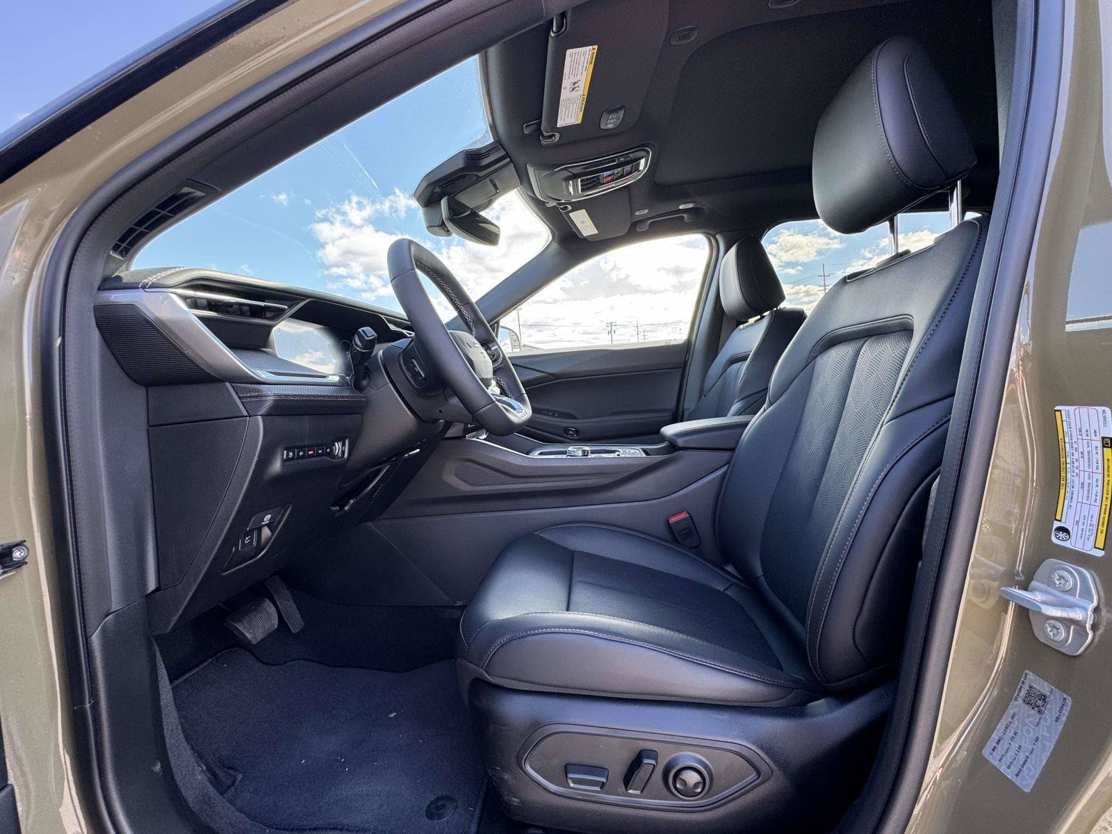 New 2026 Jeep Cherokee Overland AWD/4WD image 21