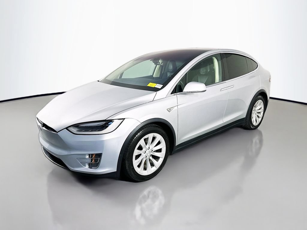 Used 2016 Tesla Model X 90D AWD/4WD image 3