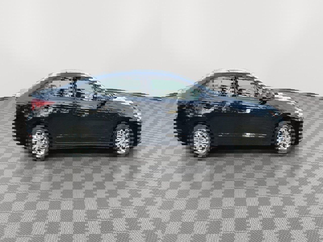 Used 2020 Hyundai Elantra SE w/ Cargo Package (C1) image 9