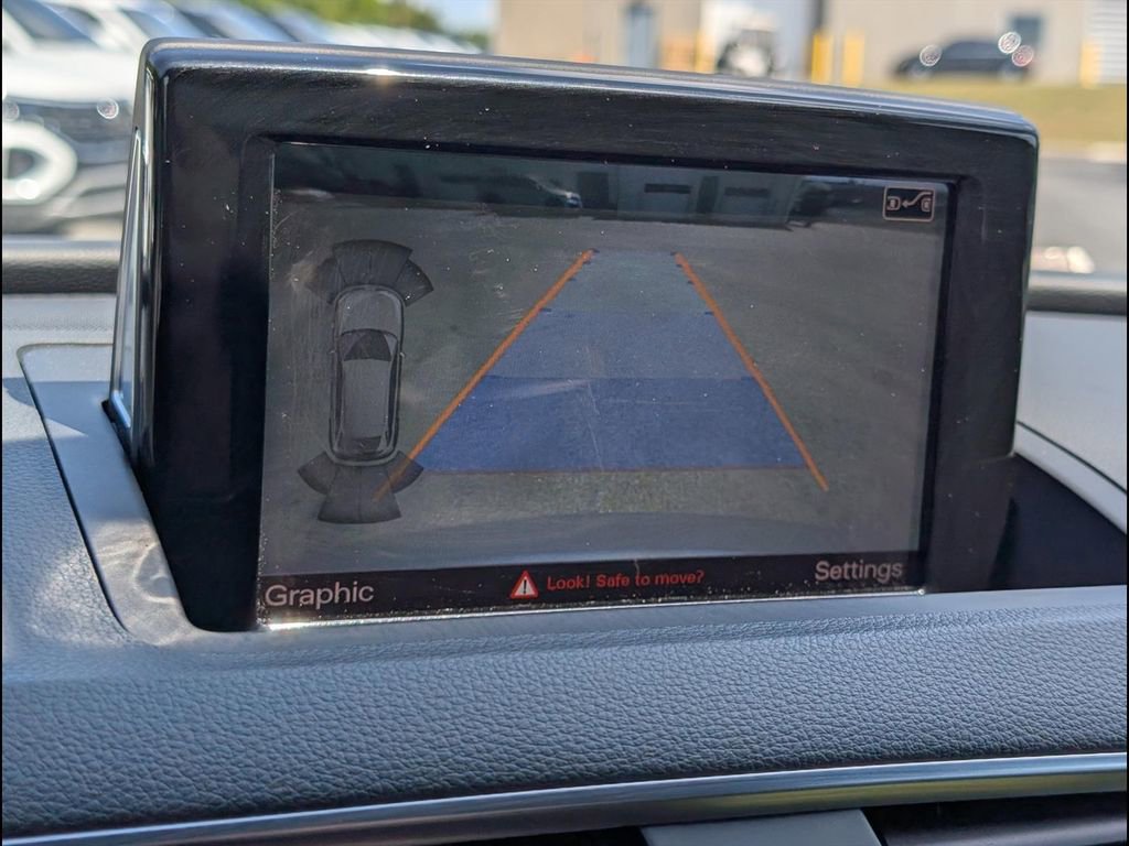 Used 2018 Audi Q3 2.0T Premium Plus w/ Premium Plus Package AWD/4WD image 17