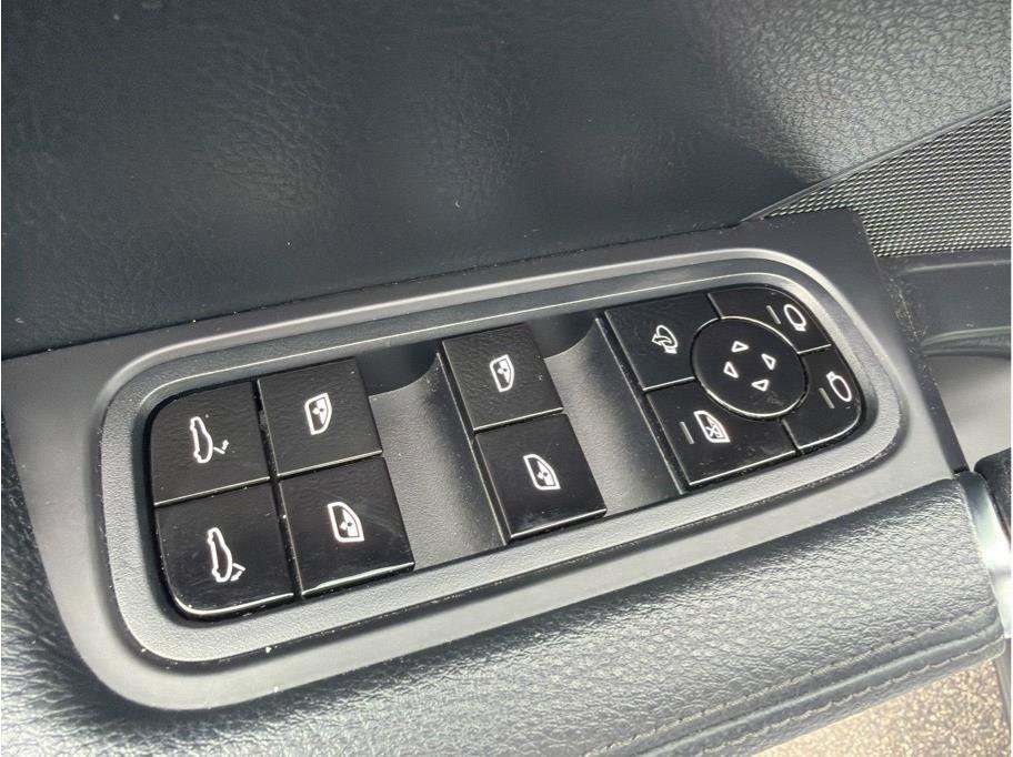 Used 2019 Porsche Cayenne S AWD/4WD image 11