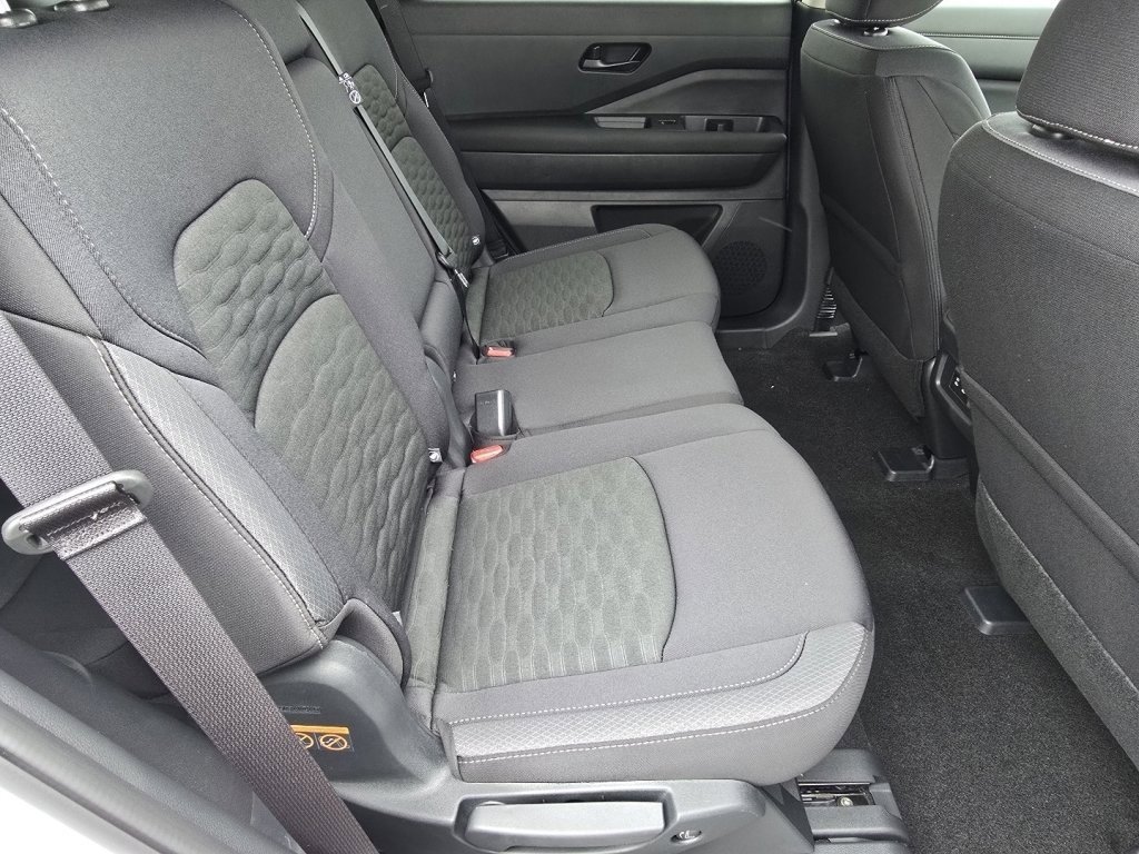 New 2026 Nissan Pathfinder SV image 13