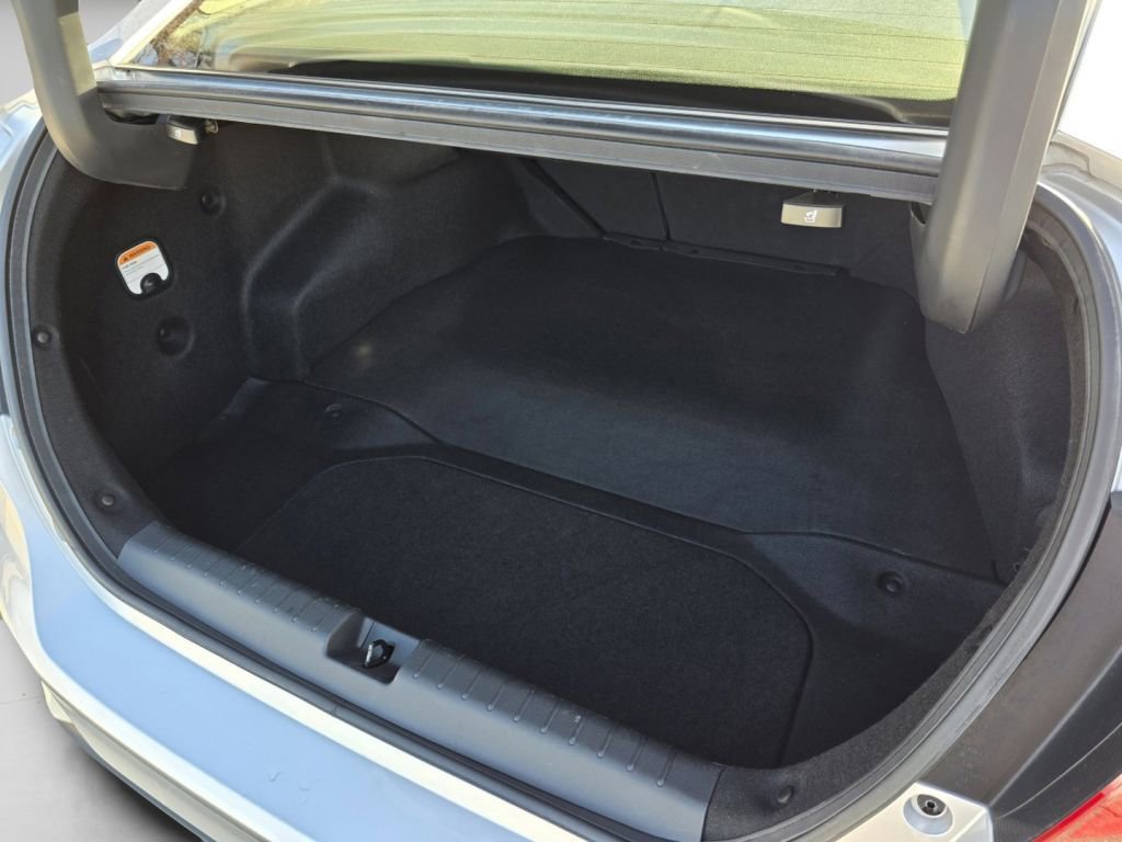 Certified 2018 Honda Clarity Touring image 30