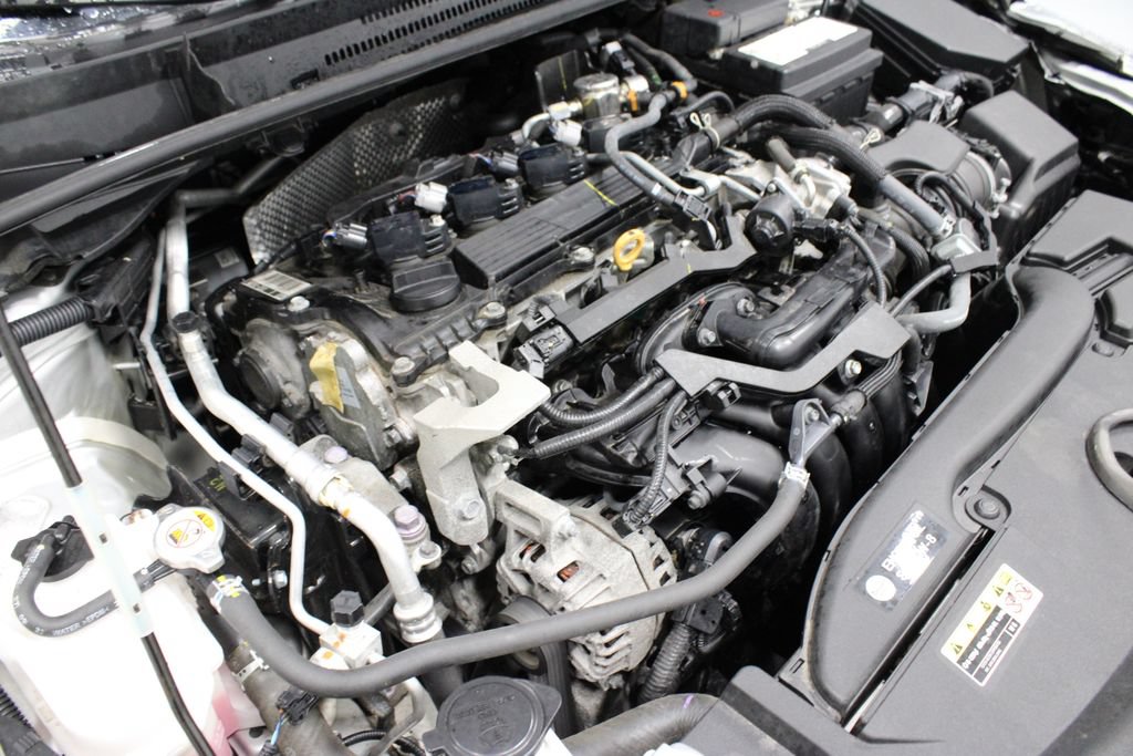 Used 2024 Toyota Corolla LE FWD image 15