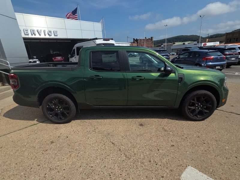 New 2025 Ford Maverick Lariat w/ Black Appearance Package AWD/4WD image 8