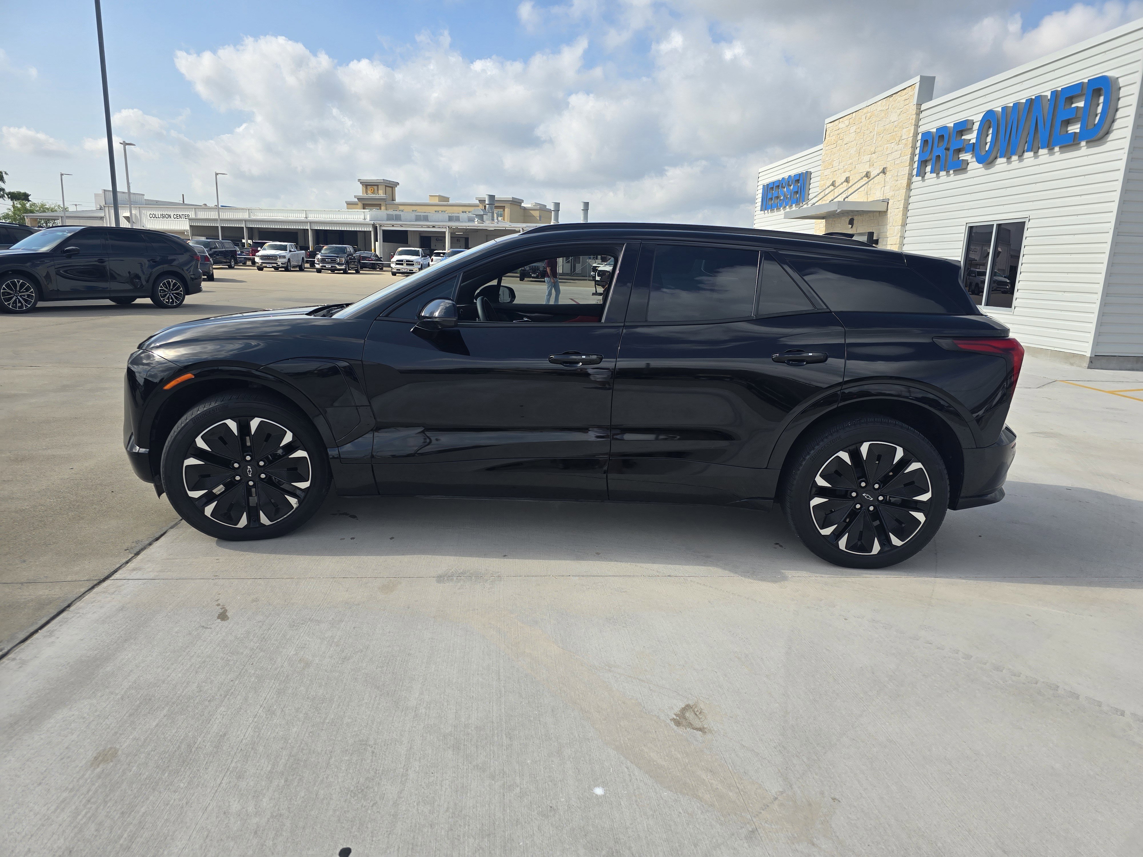 Used 2024 Chevrolet Blazer EV RS image 6