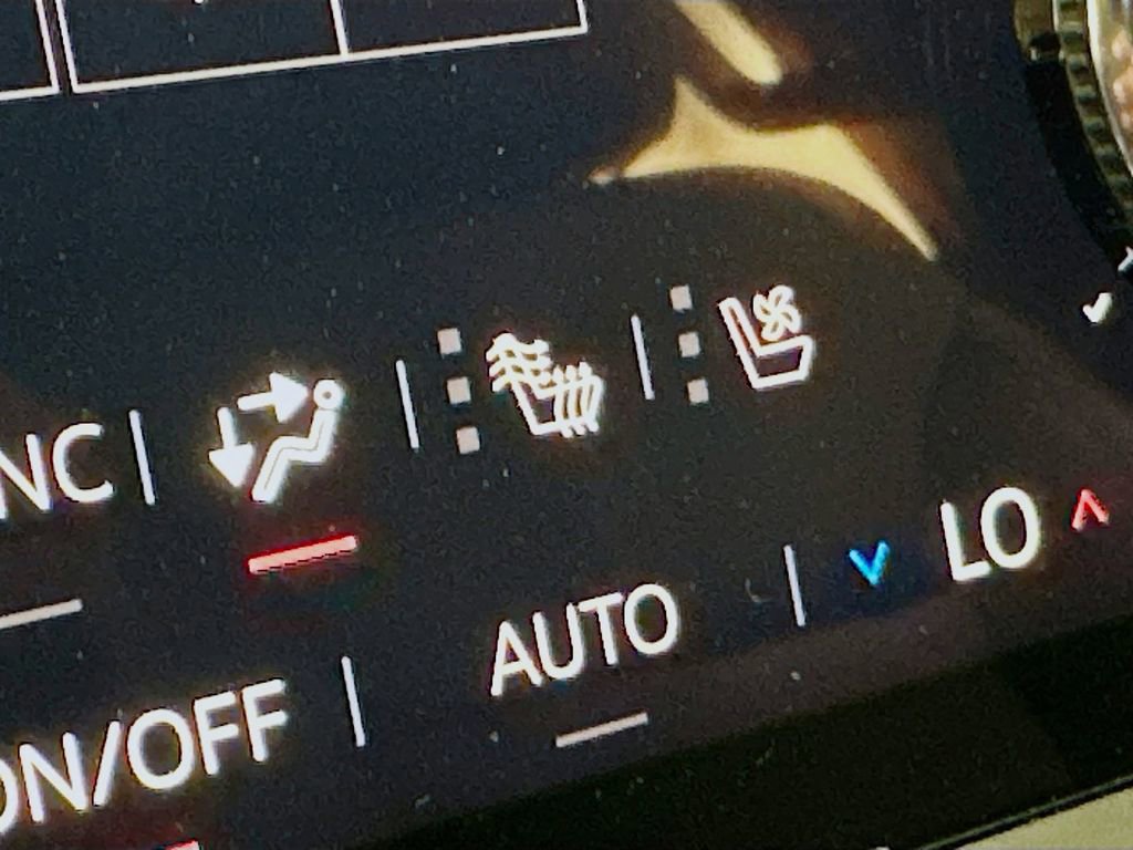 New 2026 GMC Acadia AT4 w/ Luxury Package image 21