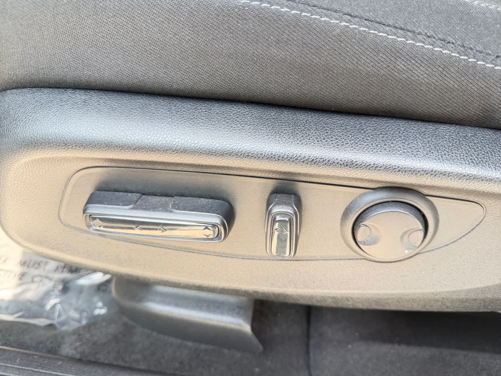 Used 2025 Honda CR-V EX image 13
