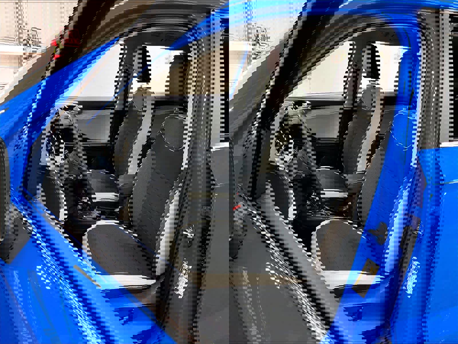 New 2026 Volkswagen Taos SE image 11