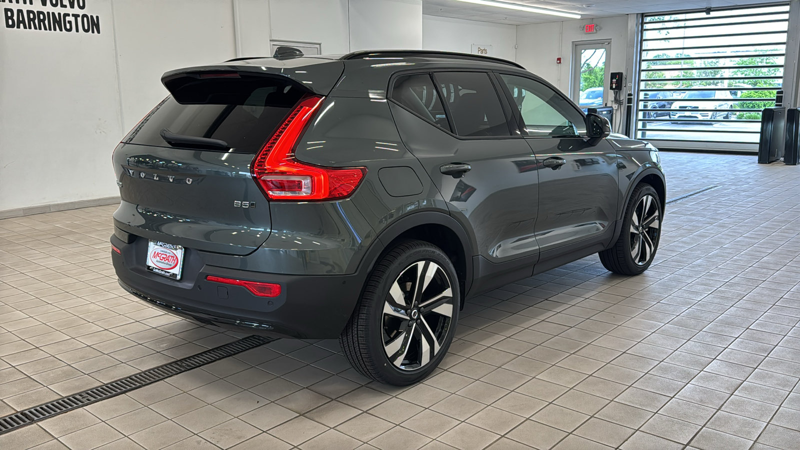 New 2026 Volvo XC40 B5 Ultra w/ Climate Package AWD/4WD image 5