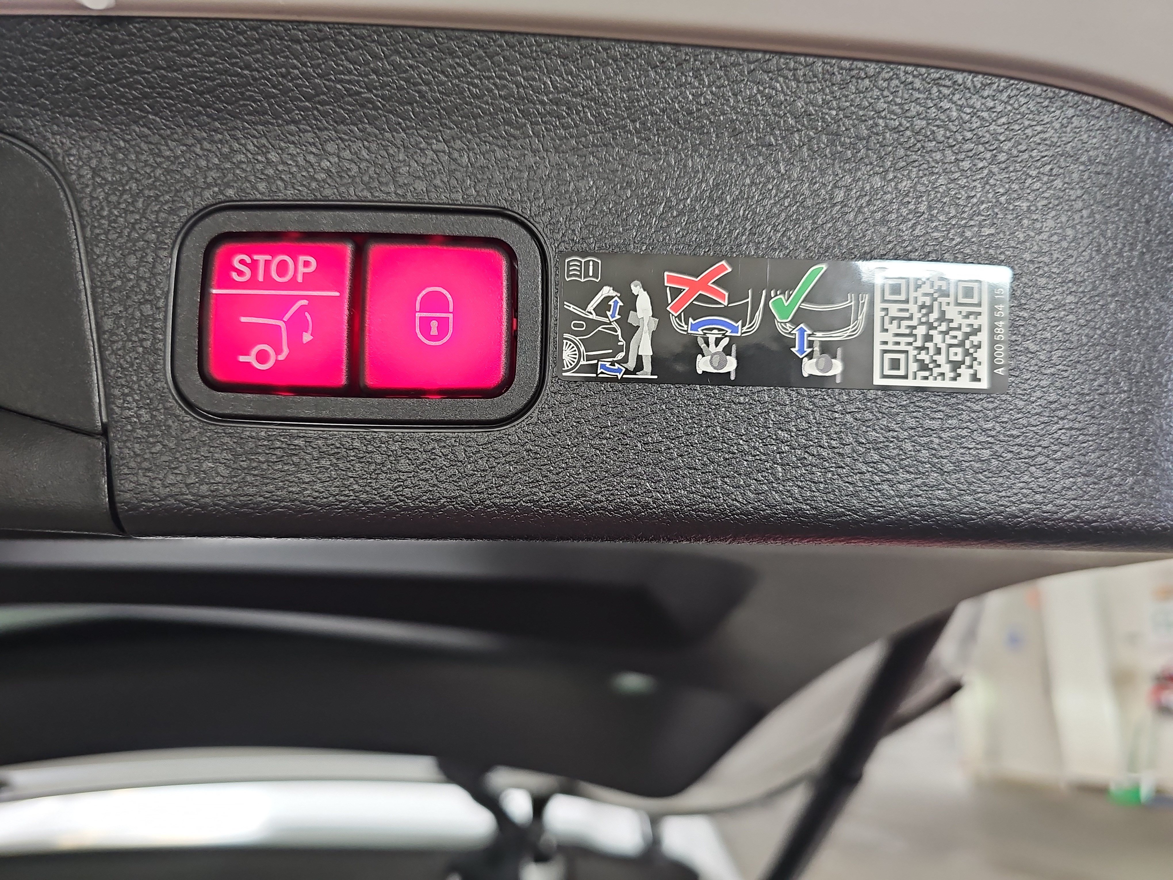 New 2026 Mercedes-Benz GLS 450 4MATIC image 15