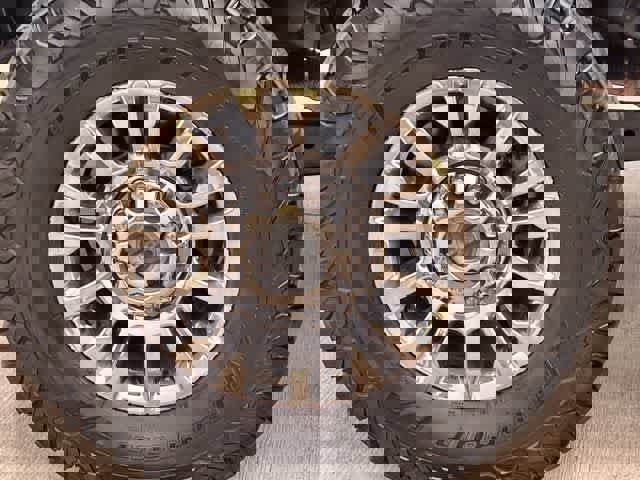 Used 2020 Ford F250 XLT w/ XLT Premium Package image 9