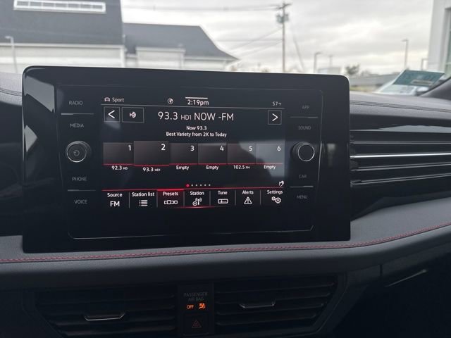 Certified 2025 Volkswagen Jetta GLI Autobahn w/ GLI Black Package image 25