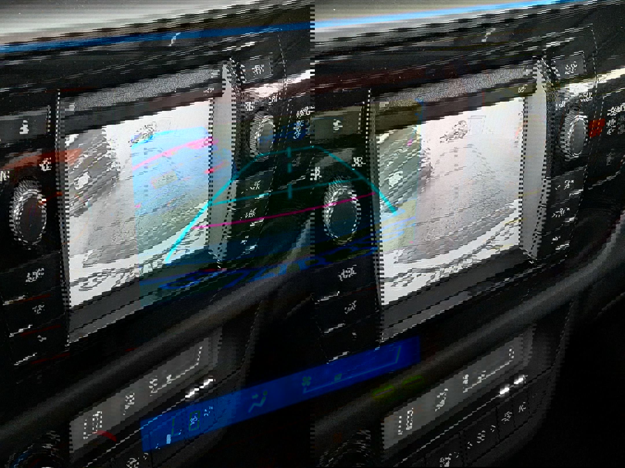 Used 2016 Toyota Corolla S image 20