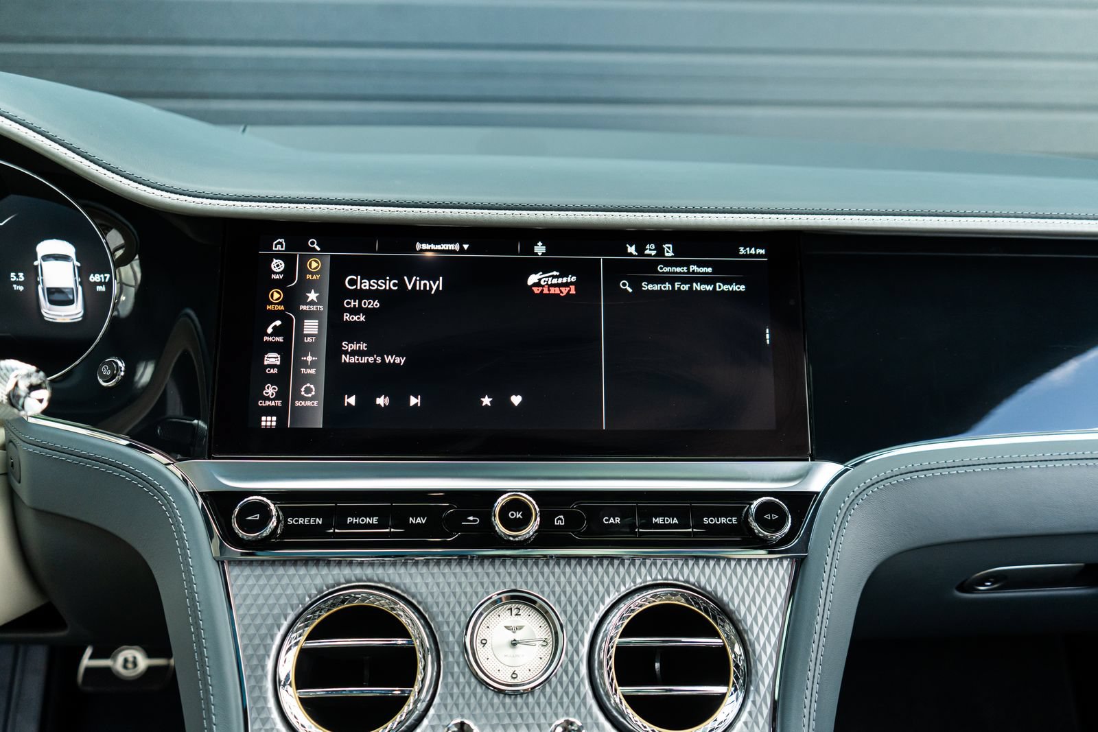Certified 2023 Bentley Continental GT Mulliner AWD/4WD image 33