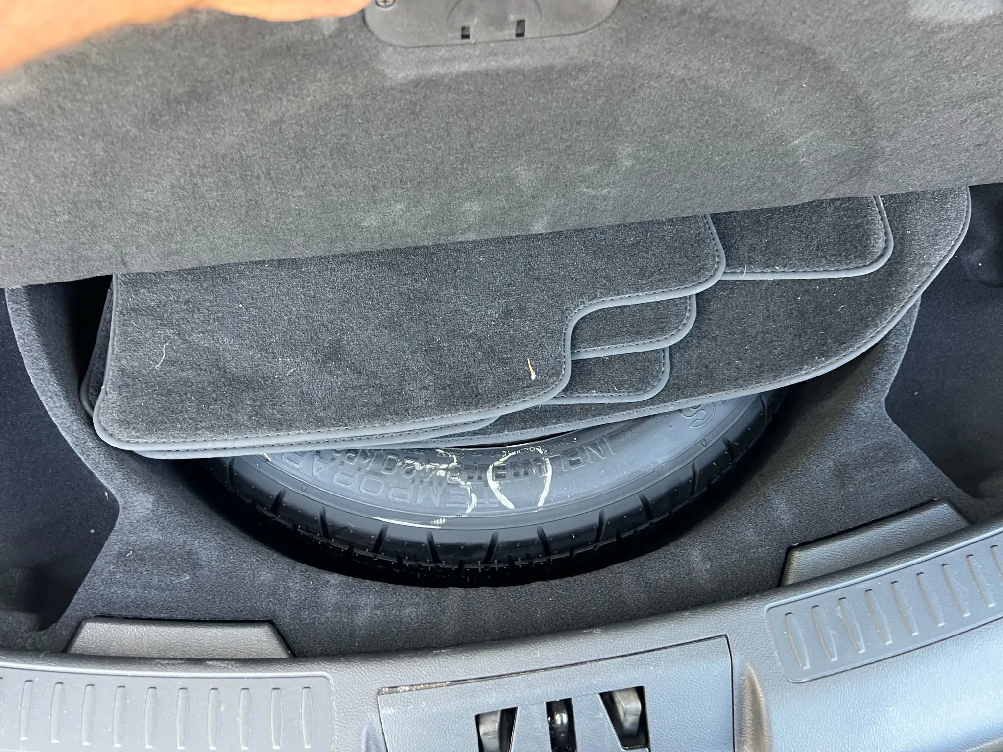 Used 2022 Lincoln Corsair AWD w/ Equipment Group 101A image 35