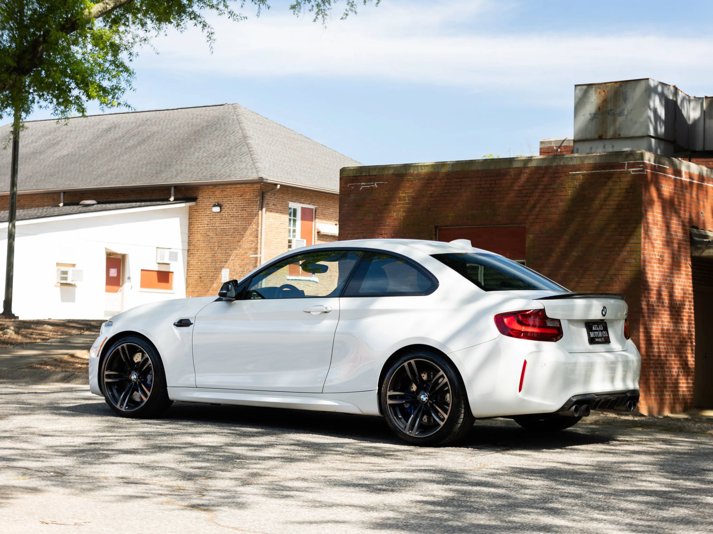 Used 2017 BMW M2 RWD image 11