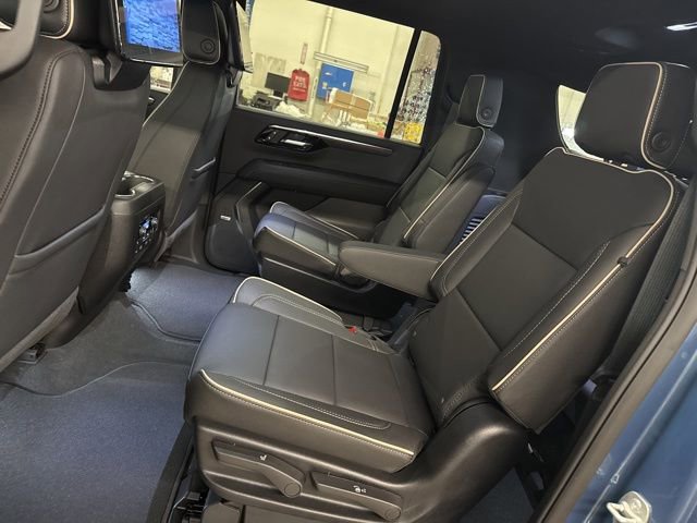 New 2026 Chevrolet Suburban Premier image 22