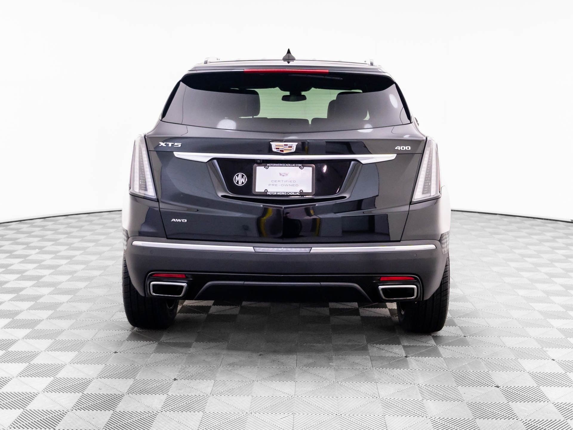 Used 2022 Cadillac XT5 Sportv w/ LPO, Floor Liner Package AWD/4WD image 5