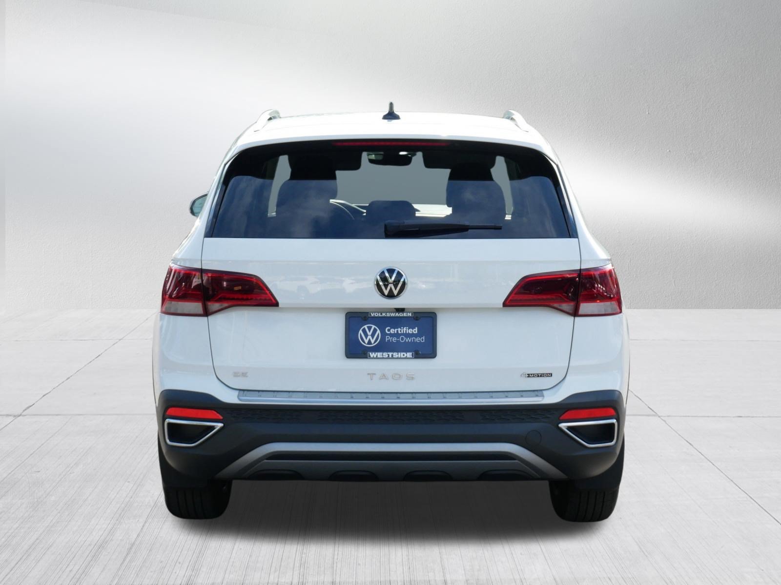 Certified 2024 Volkswagen Taos SE AWD/4WD image 6