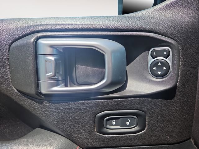 Used 2020 Jeep Gladiator Rubicon AWD/4WD image 17