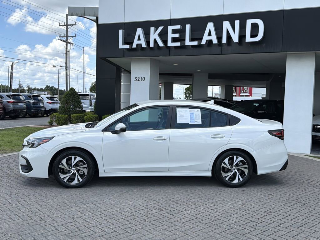 Certified 2025 Subaru Legacy Premium w/ Popular Package #1A AWD/4WD image 3