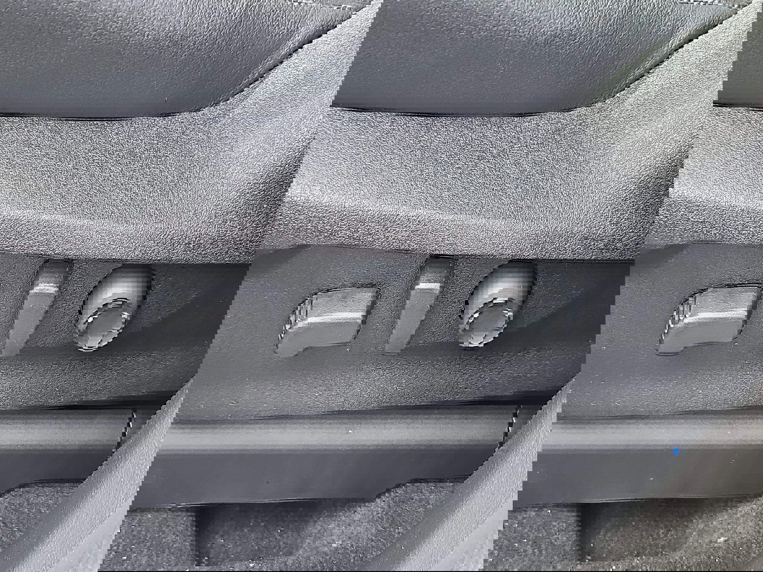 New 2026 Subaru Ascent Limited image 16