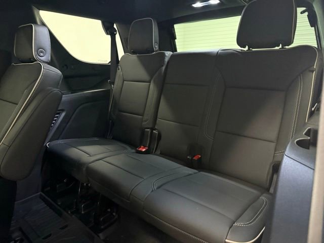 New 2026 GMC Yukon Elevation image 17