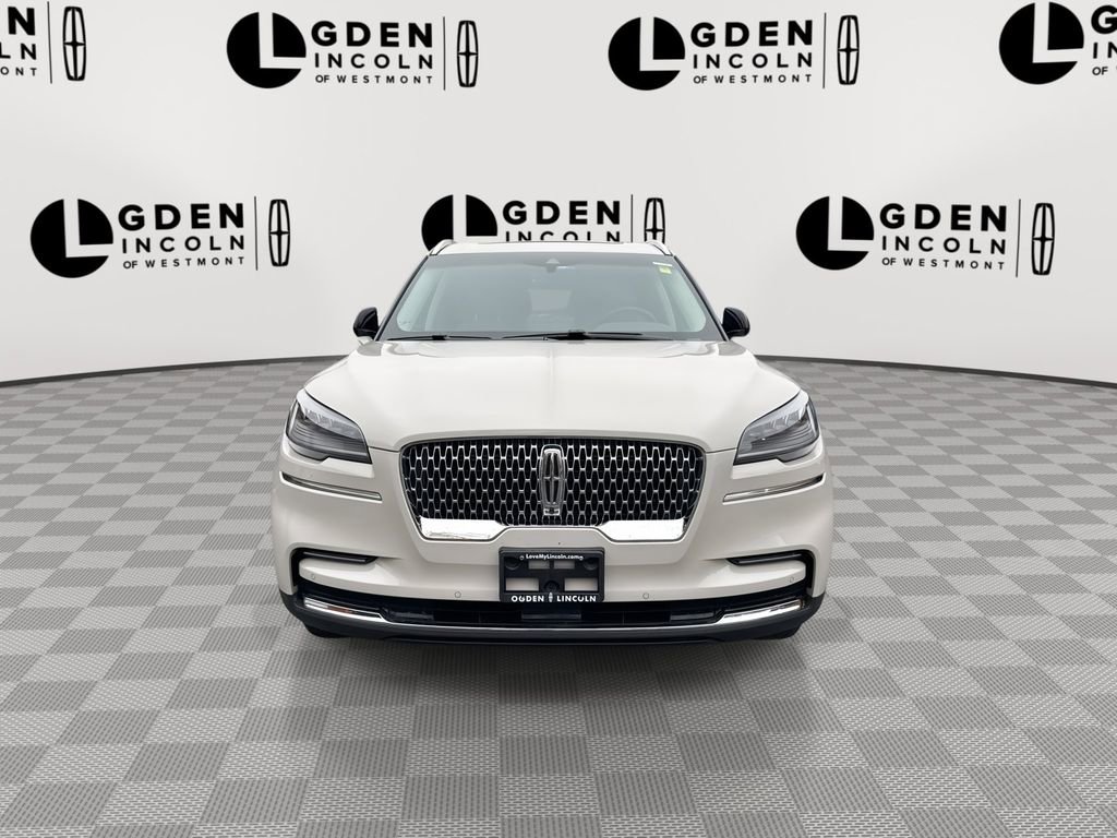 Used 2023 Lincoln Aviator Reserve w/ Elements Package Plus image 3