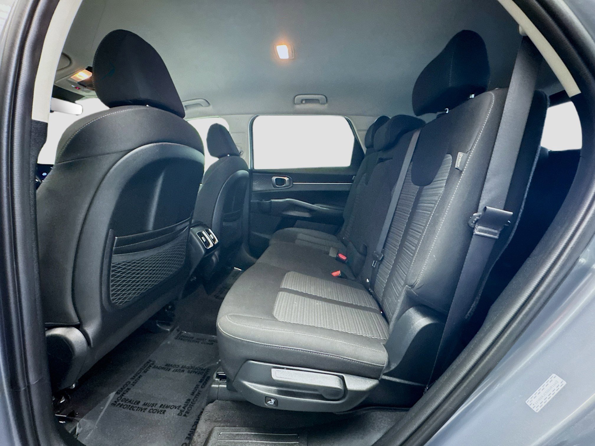 Used 2025 Kia Sorento LX image 15