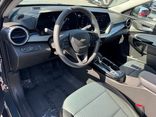 New 2026 Chevrolet Trax LT image 12