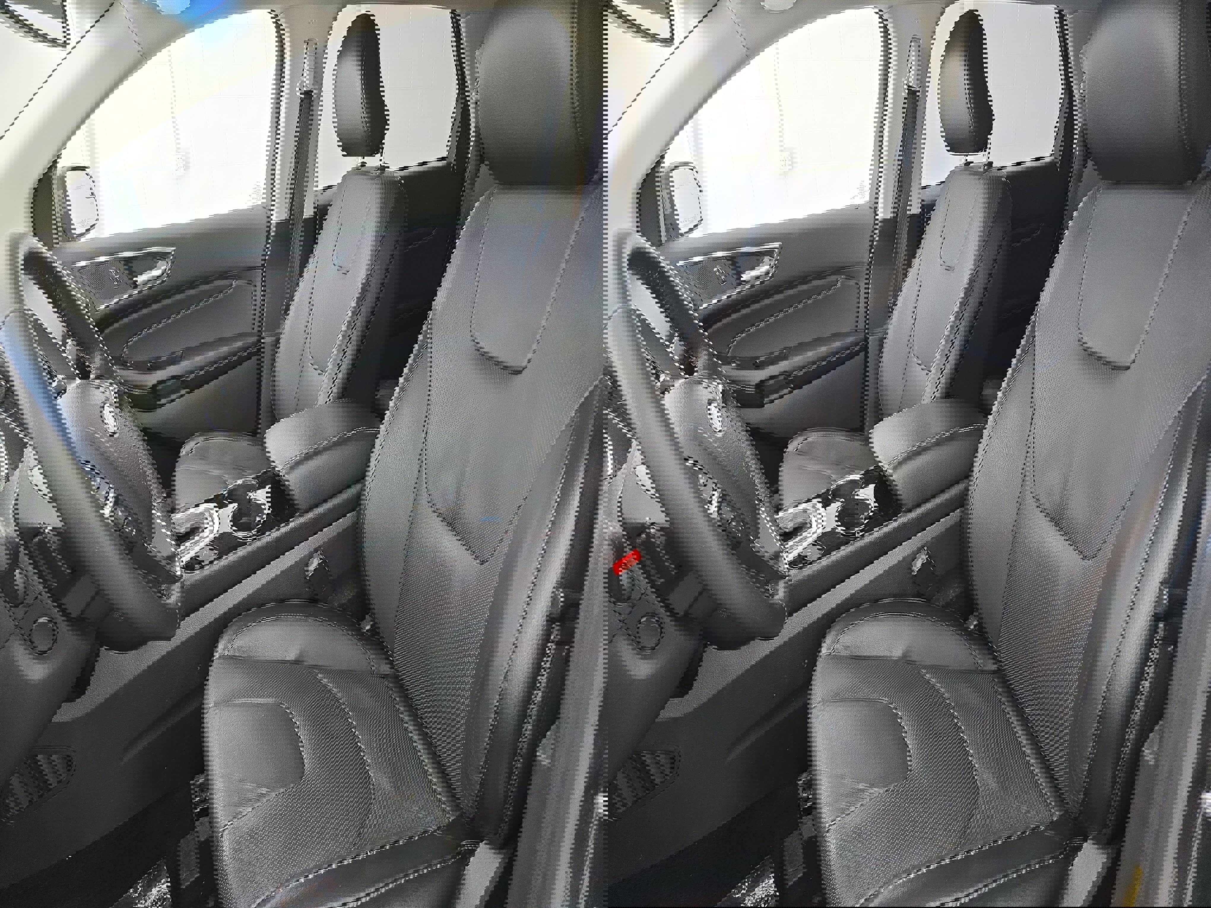 Used 2018 Ford Edge Titanium w/ Equipment Group 301A image 15