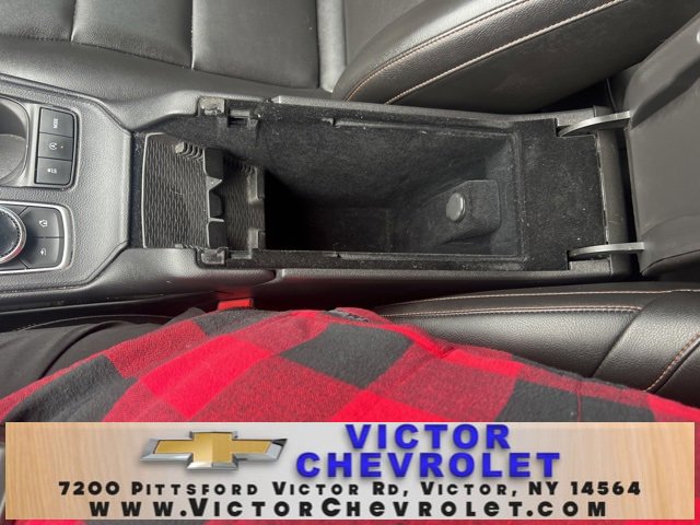 Used 2019 Cadillac XT4 Sport w/ Cold Weather Package image 27