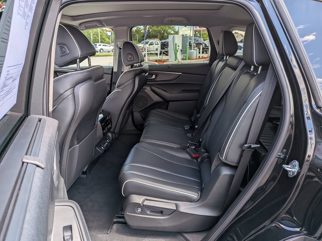 Used 2024 Acura MDX SH-AWD w/ Advance Package image 19