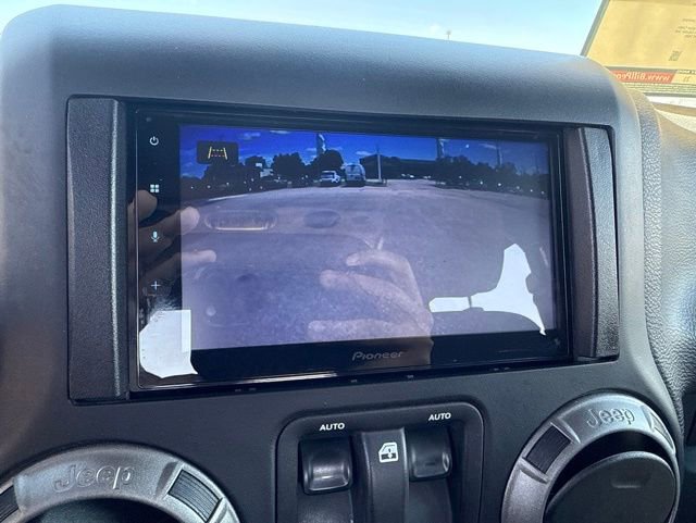 Used 2018 Jeep Wrangler Sport AWD/4WD image 27