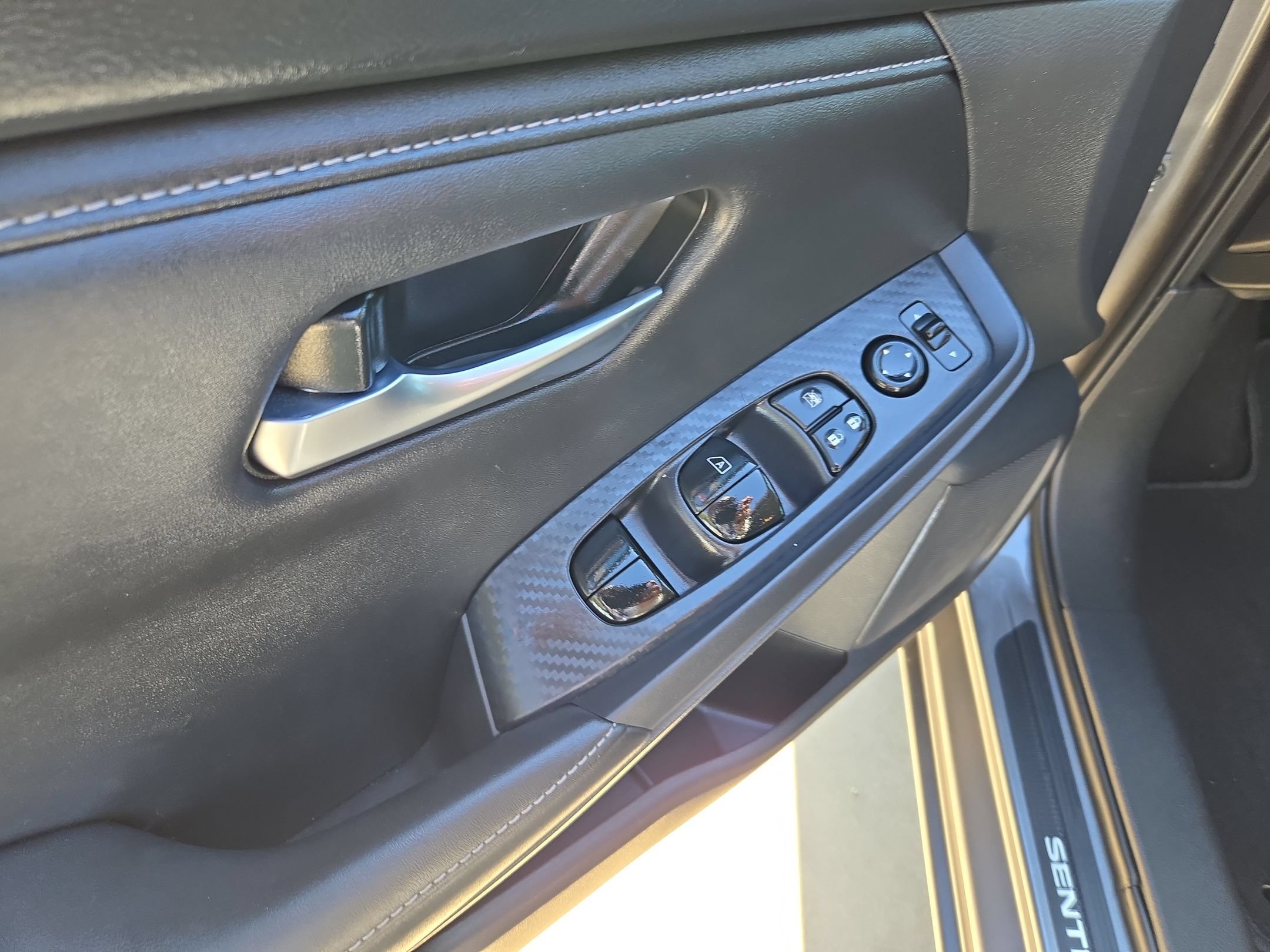 Certified 2024 Nissan Sentra SV FWD image 12