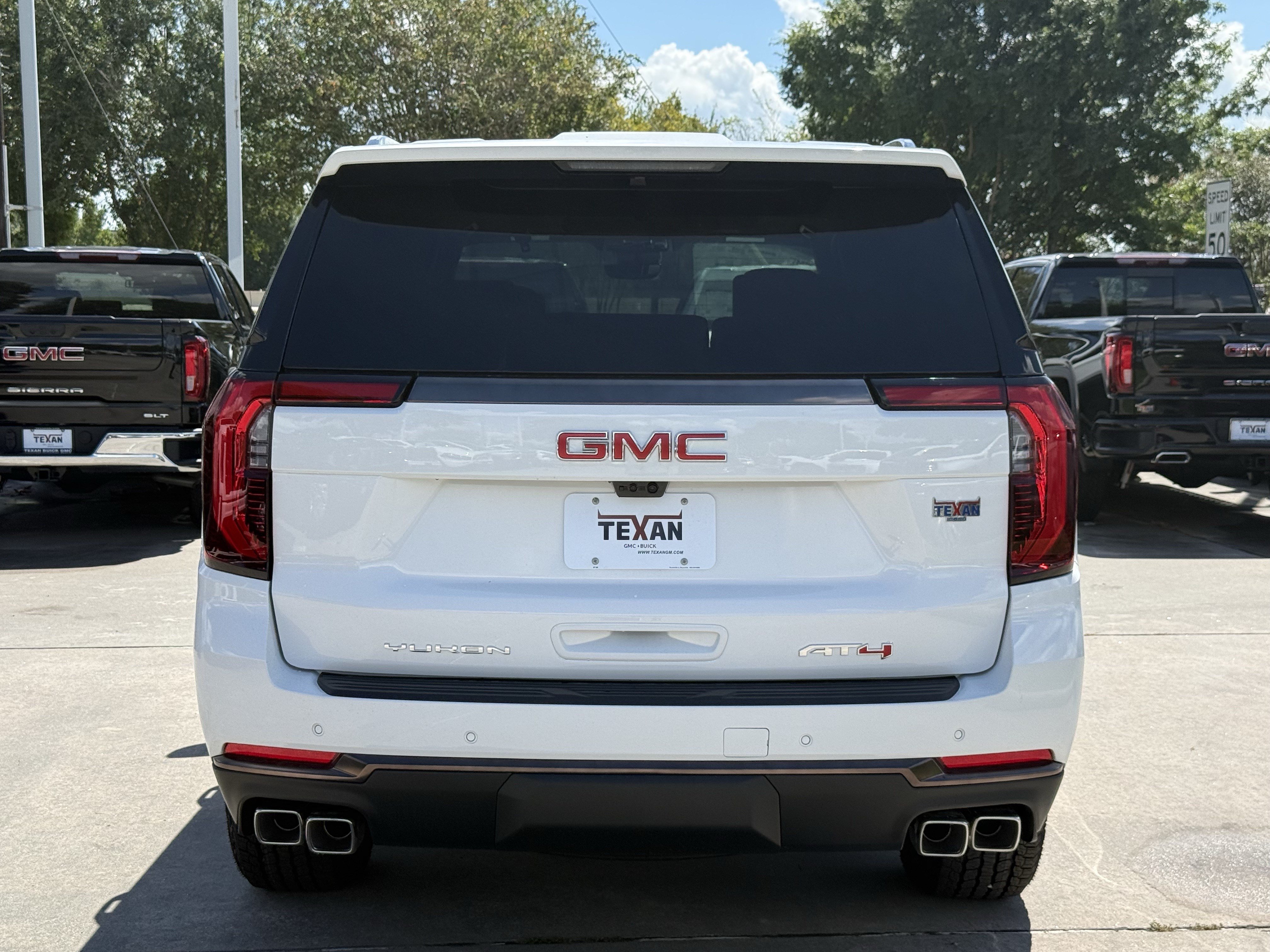 New 2026 GMC Yukon AT4 Ultimate AWD/4WD image 6