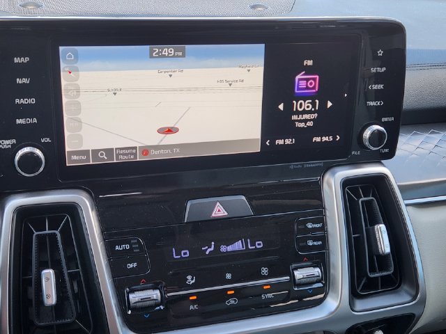 Certified 2022 Kia Sorento S w/ Panoramic Sunroof Package FWD image 17
