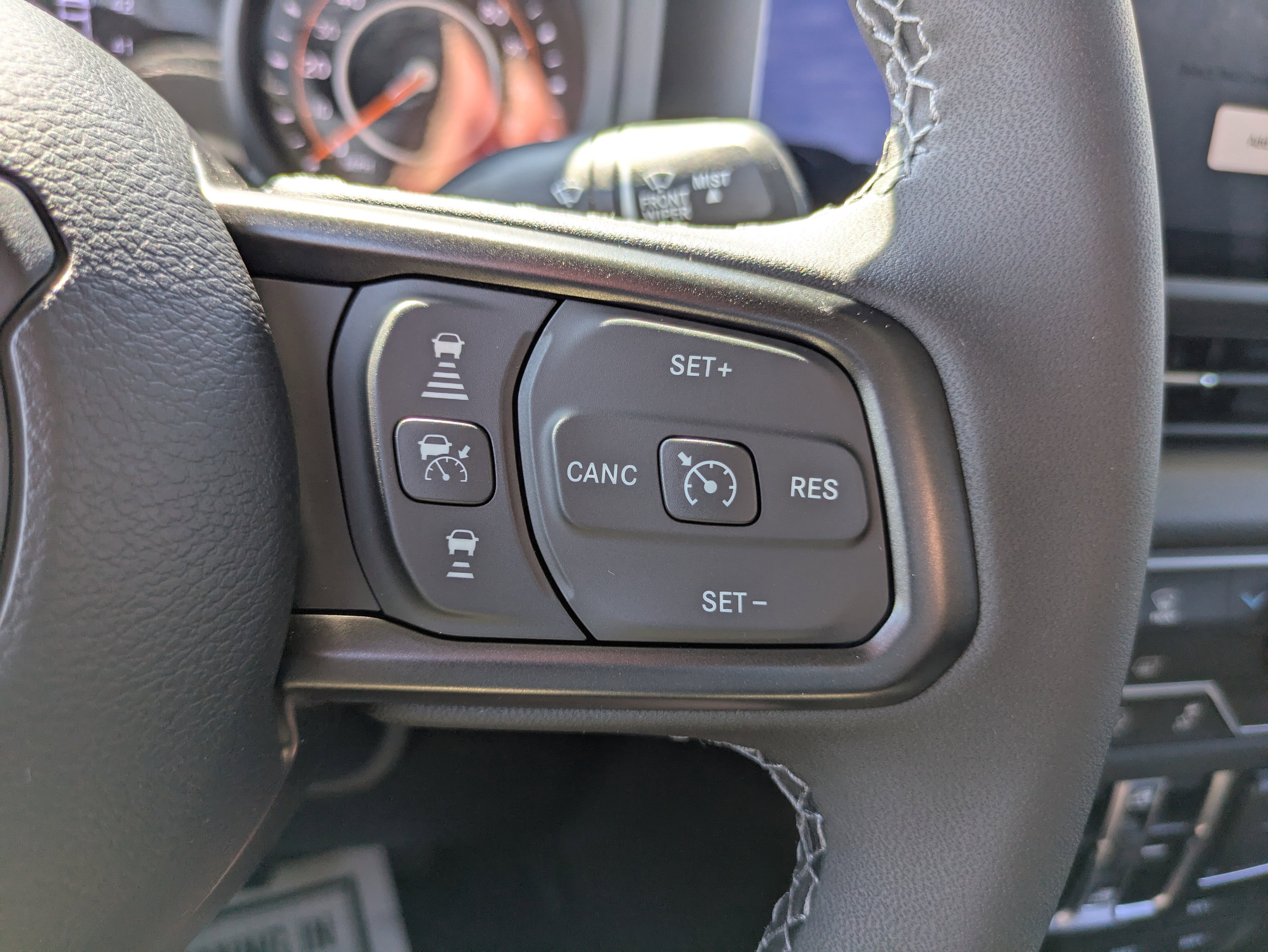 New 2025 Jeep Gladiator Sport image 19