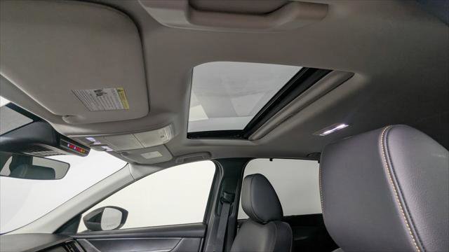 Used 2024 MAZDA CX-90 3.3 Turbo w/ Preferred Plus image 16