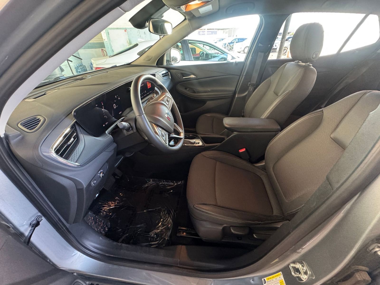 Used 2025 Buick Encore GX Preferred image 25