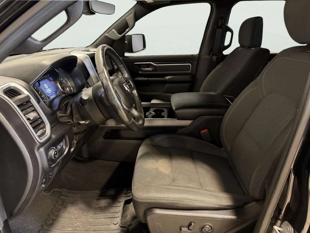 Used 2019 RAM 1500 4x4 Crew Cab Big Horn image 42
