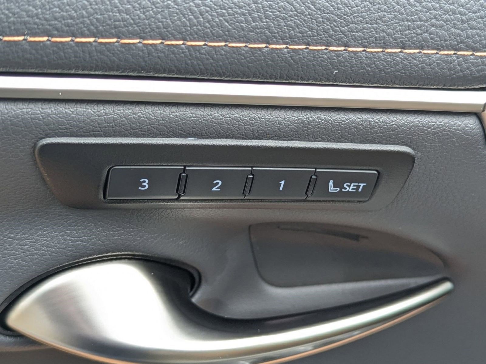 New 2025 Lexus ES 350 w/ Luxury Package image 16