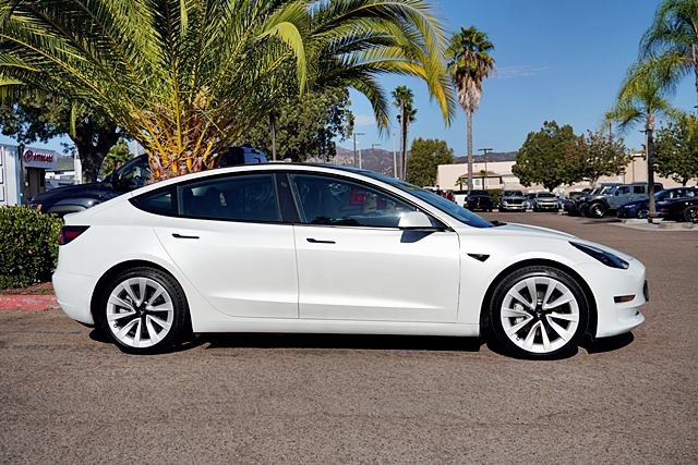 Used 2023 Tesla Model 3 Standard Range RWD image 7