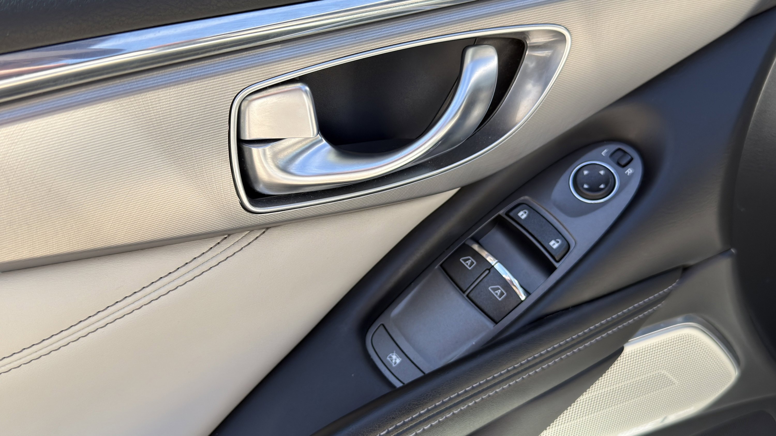 Used 2022 INFINITI Q60 3.0t Luxe w/ Cargo Package image 27