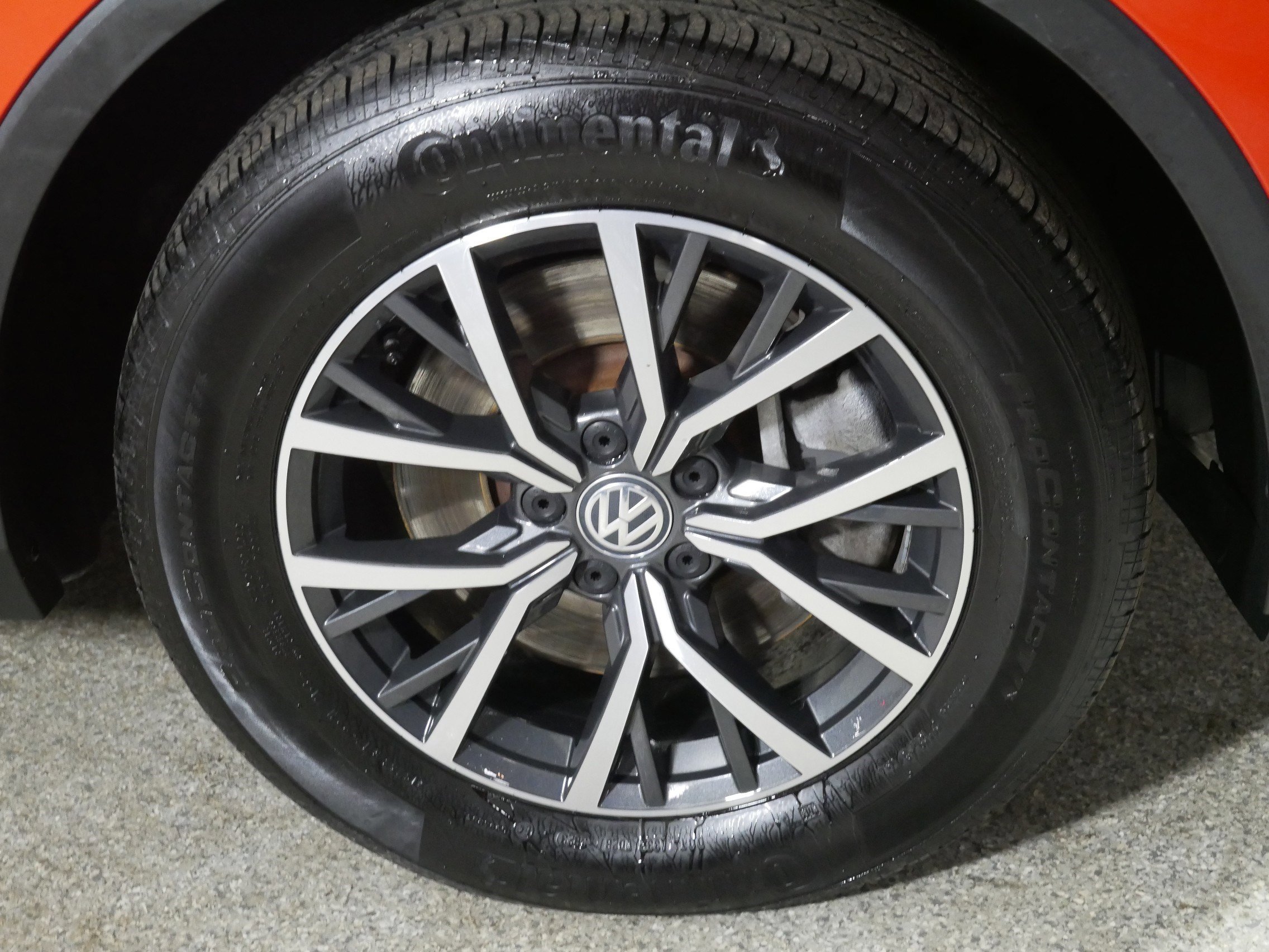 Used 2019 Volkswagen Tiguan SE image 15