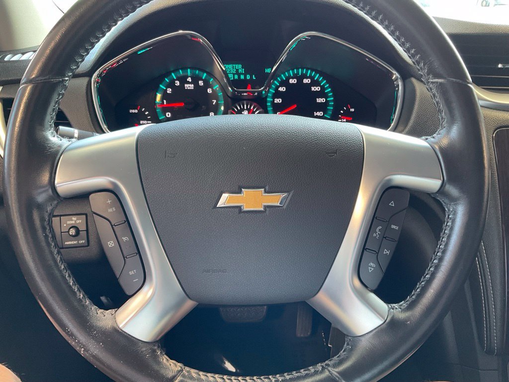 Used 2016 Chevrolet Traverse LT w/ Style and Technology Package AWD/4WD image 11
