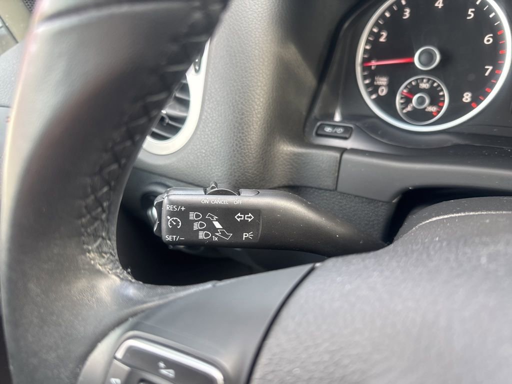 Used 2017 Volkswagen Tiguan Limited image 27