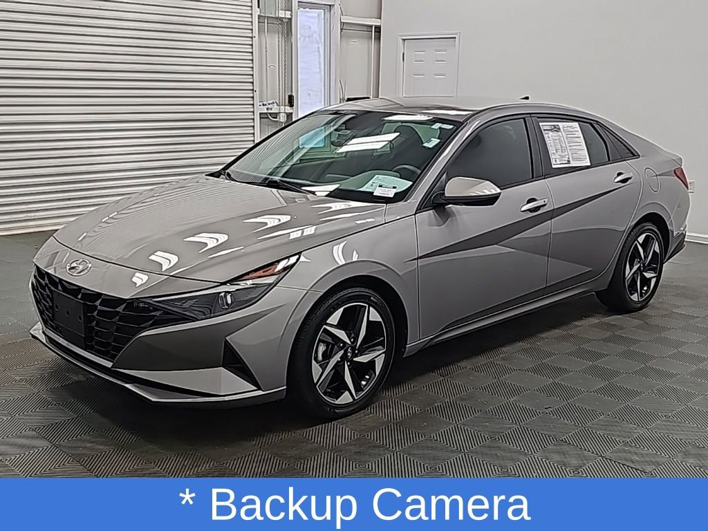 Used 2023 Hyundai Elantra SEL w/ Convenience Package FWD image 6